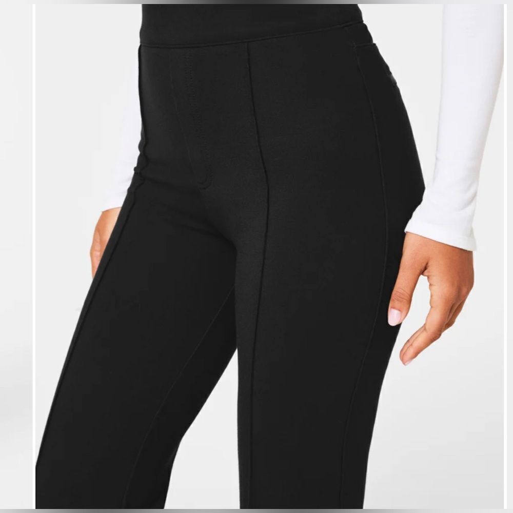 SPANX Hi Rise Flare Pants in Classic Black NWT 1X - Picture 5 of 13